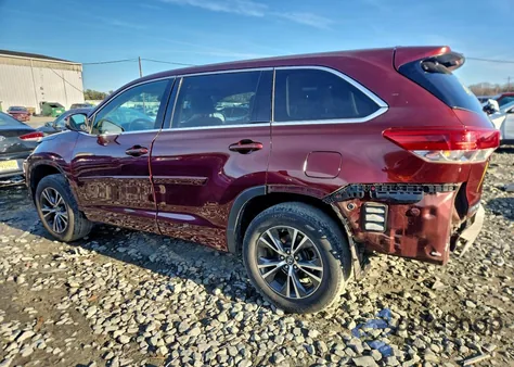 2017 Toyota Highlander Le z USA, uszkodzony, nr VIN 5TDBZRFH0HS364265